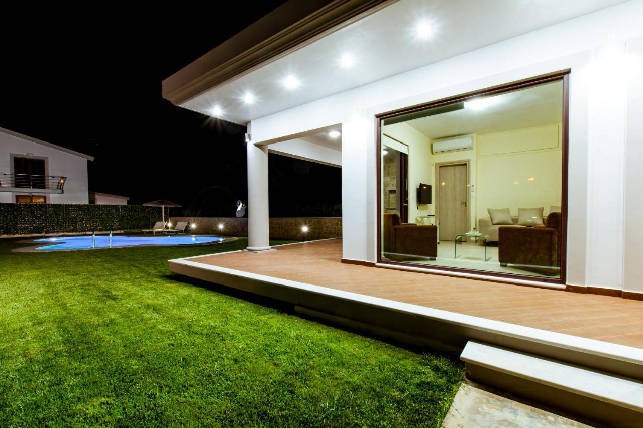 Chania Oasis With Heated Pool Buitenkant foto