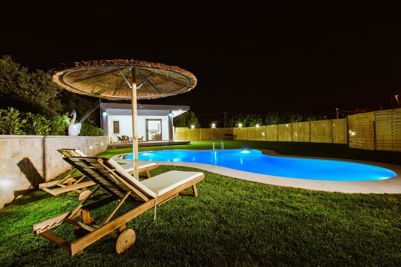 Chania Oasis With Heated Pool Buitenkant foto