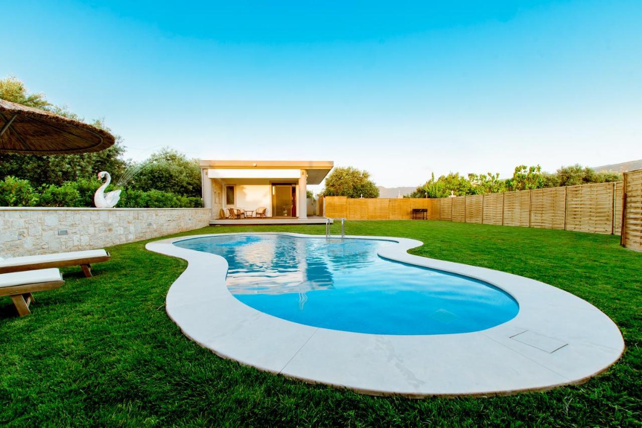 Chania Oasis With Heated Pool Buitenkant foto